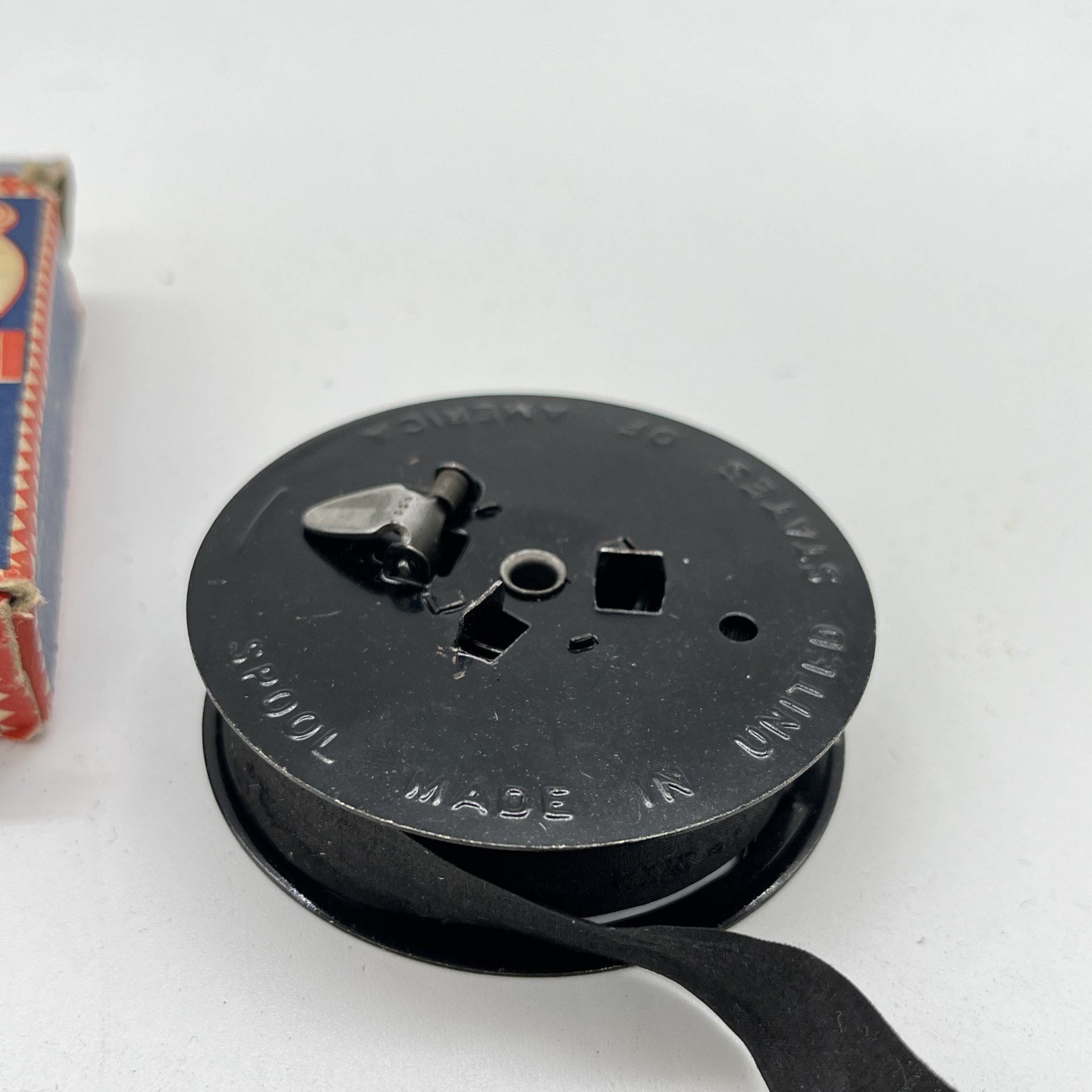 Лента для печатной машинки Franklin Ribbon & Carbon Co. в оригинальной упаковке