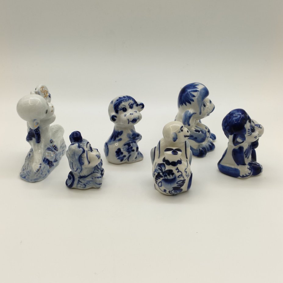 Набор из шести статуэток "Обезьяны", Гжель