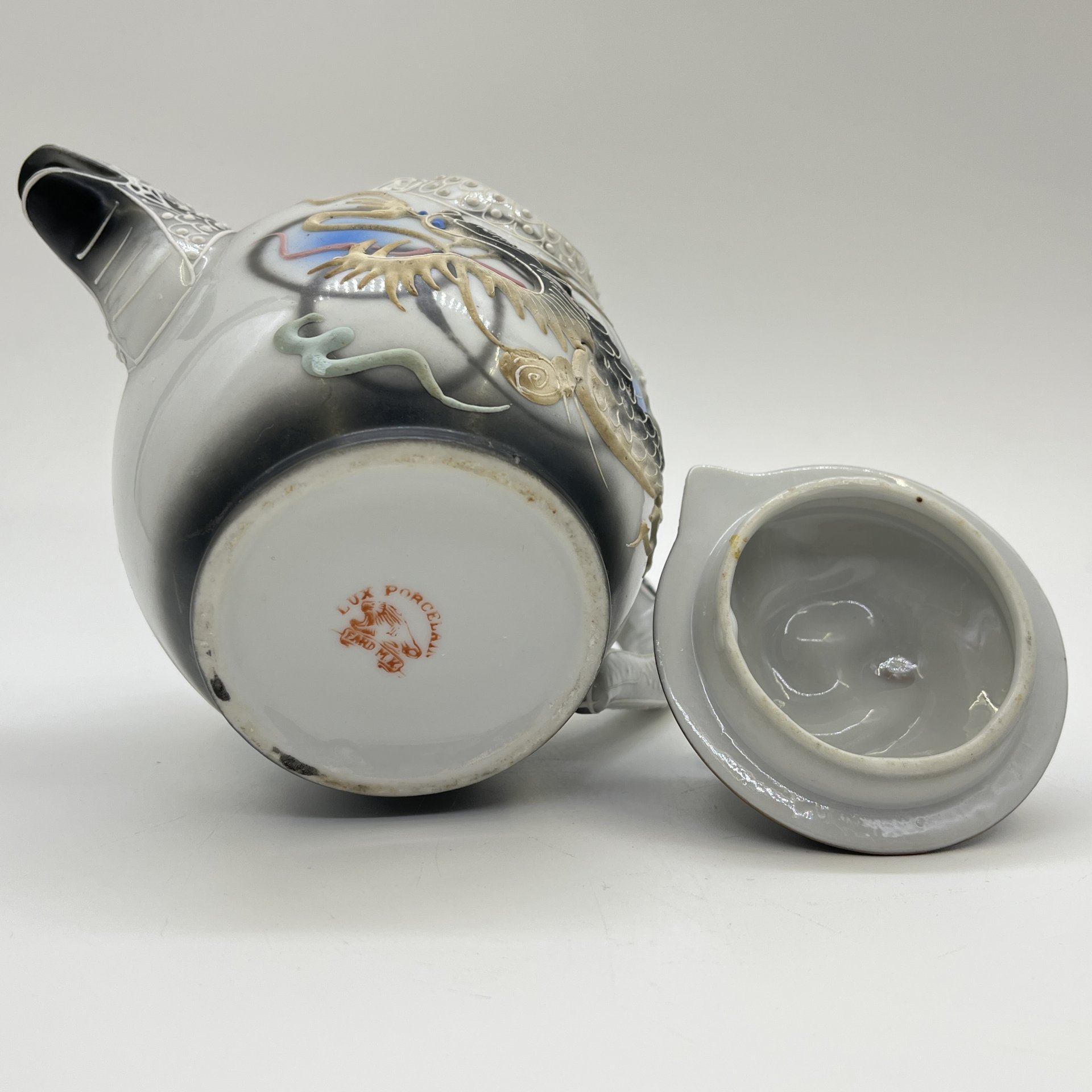 Чайник заварочный, декорированный изображением драконов, Lux Porcelain FAHD M.K.