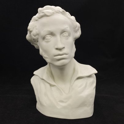 Бюст "Александр Сергеевич Пушкин", автор модели А.Д. Корсиков, бисквит, Ленинградский фарфоровый завод (ЛФЗ), СССР, 1960-1970 гг., Ленинградский фарфоровый завод (ЛФЗ)