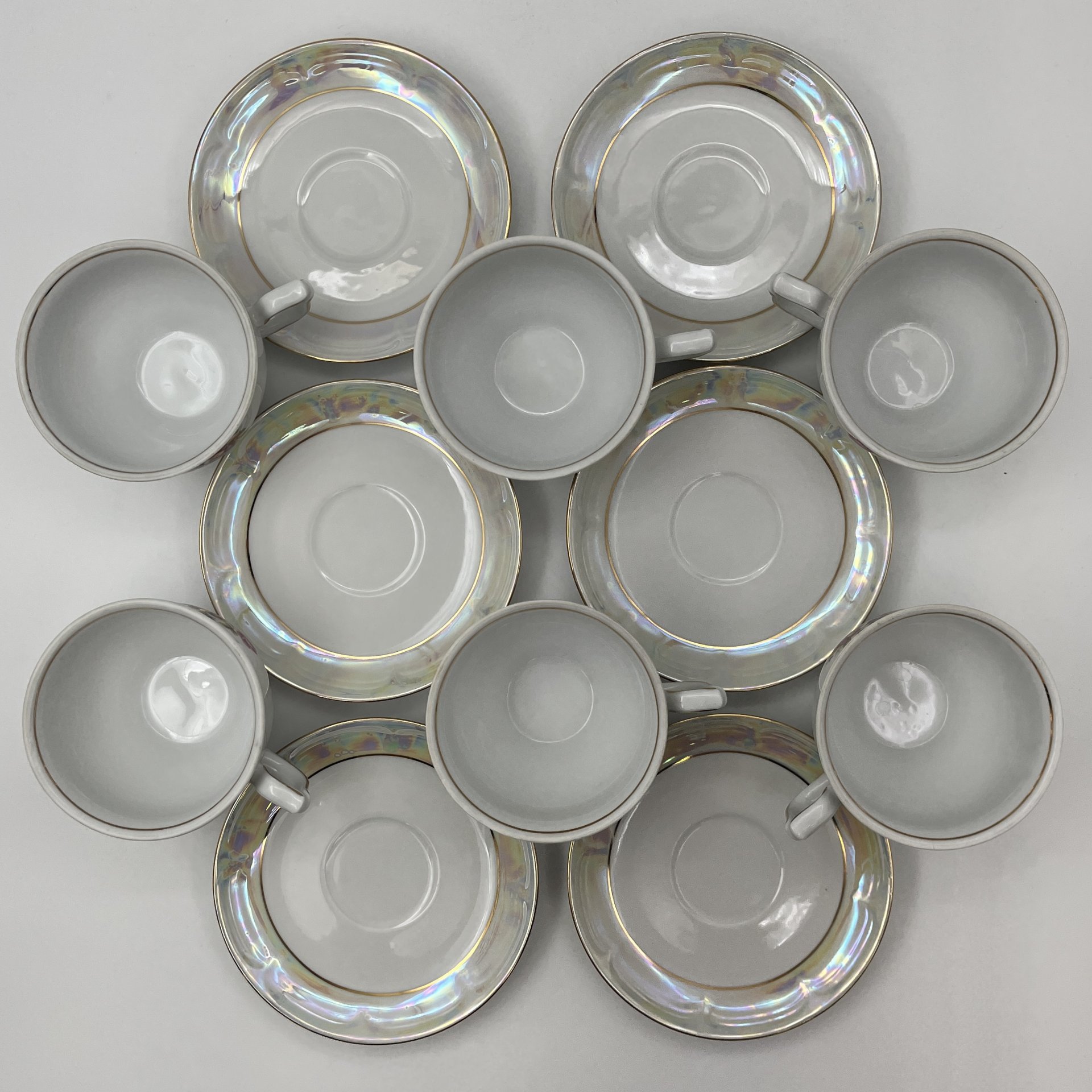 Сервиз чайно-кофейный на 6 персон (15 предметов), украшенный цветочным декором, фарфор, деколь, люстр, золочение, Spezial Eisenberg Porzellan (SEP), ГДР, 1960-1980 гг.