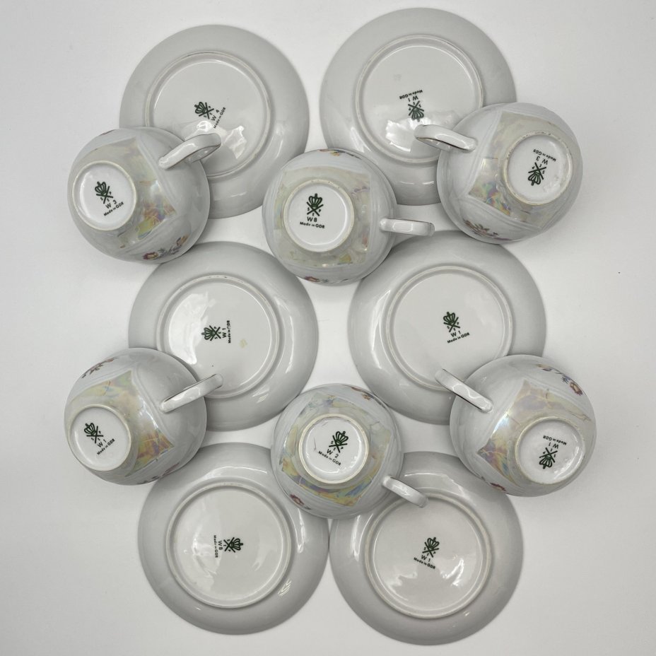 Сервиз чайно-кофейный на 6 персон (15 предметов), украшенный цветочным декором