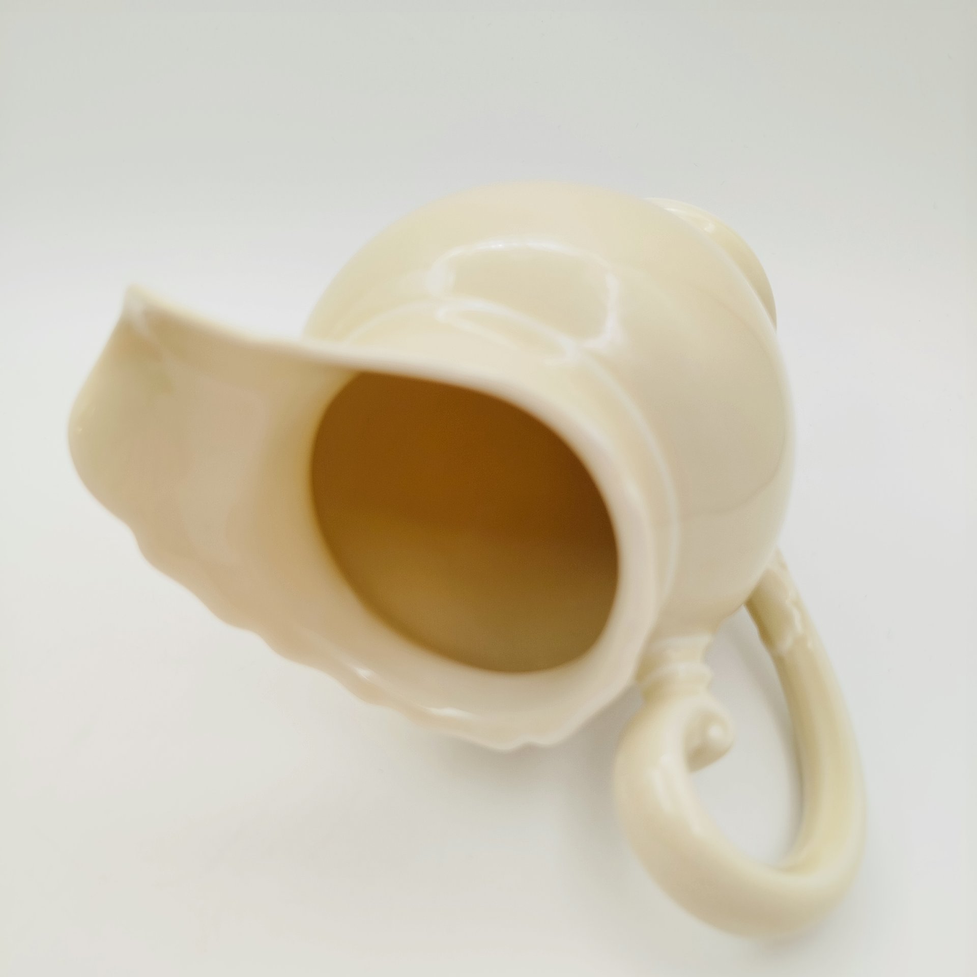 Молочник/соусник оттенка слоновой кости, фарфор, Hutschenreuther (Хутченройтер), Германия, 1939-1945 гг.