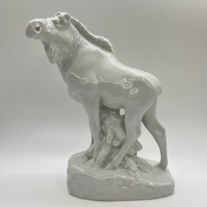 Статуэтка "Лось", скульптор Б. Я. Воробьёв (под реставрацию), фарфор, Ленинградский фарфоровый завод (ЛФЗ), СССР, 1950-1960 гг.