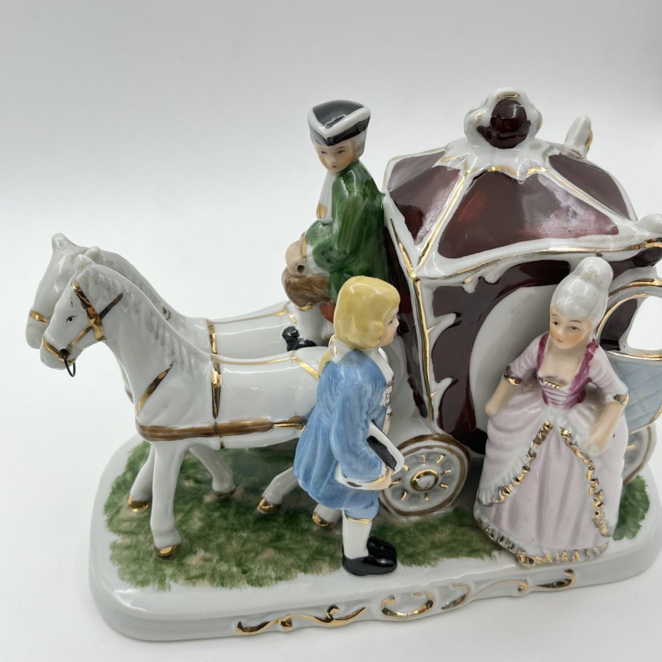 Статуэтка "Экипаж" ("Карета"), фарфор, роспись, золочение, Европа, 1980-2000 гг.