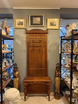 Вешалка в стиле Модерн с консолью