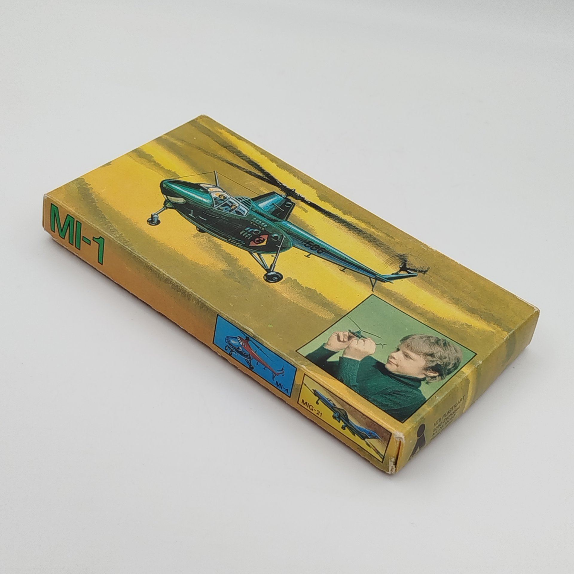 Модель сборная, вертолёта "МИ-1"