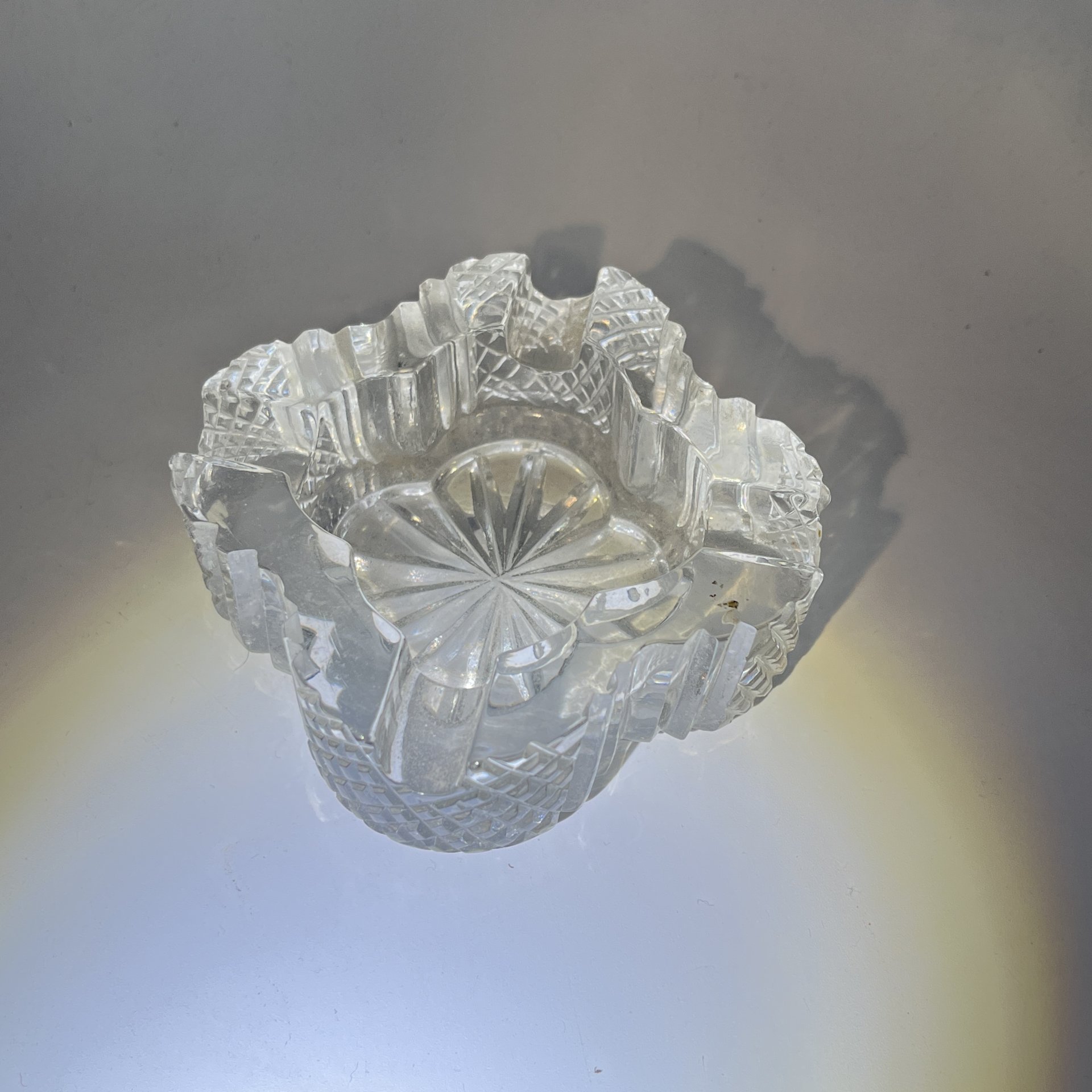 Пепельница в форме четырехлистного клевера, хрусталь, алмазная грань, СССР, 1970-1990 гг.