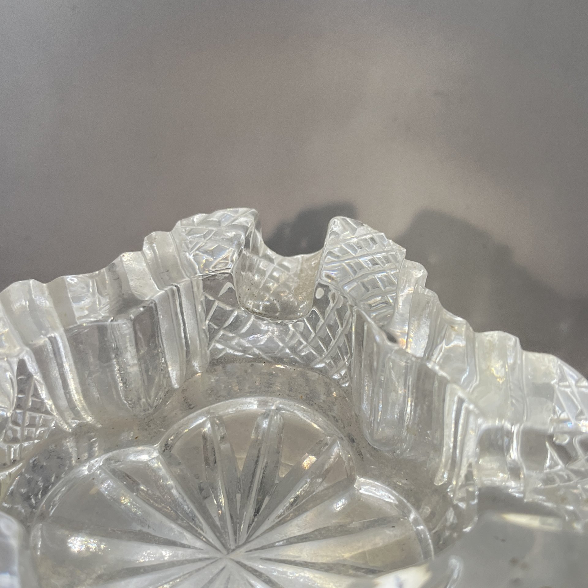 Пепельница в форме четырехлистного клевера, хрусталь, алмазная грань, СССР, 1970-1990 гг.