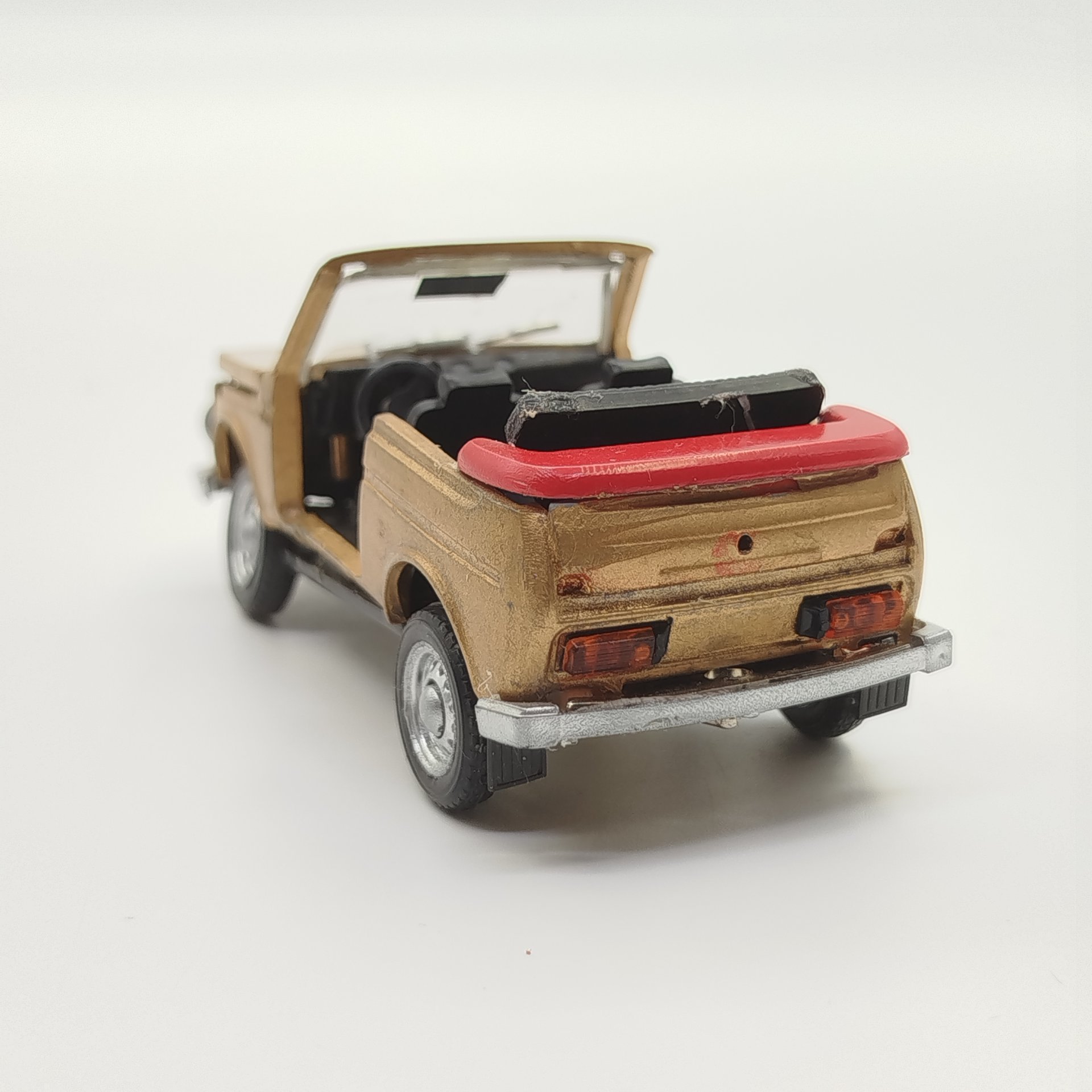 Модель автомобиля в масштабе 1:43 "LADA 2121 Niva"