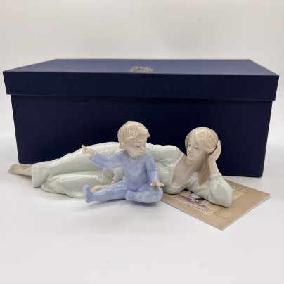 Статуэтка "Девушка с ребенком", фарфор, Pavone, Италия, 2025 г.