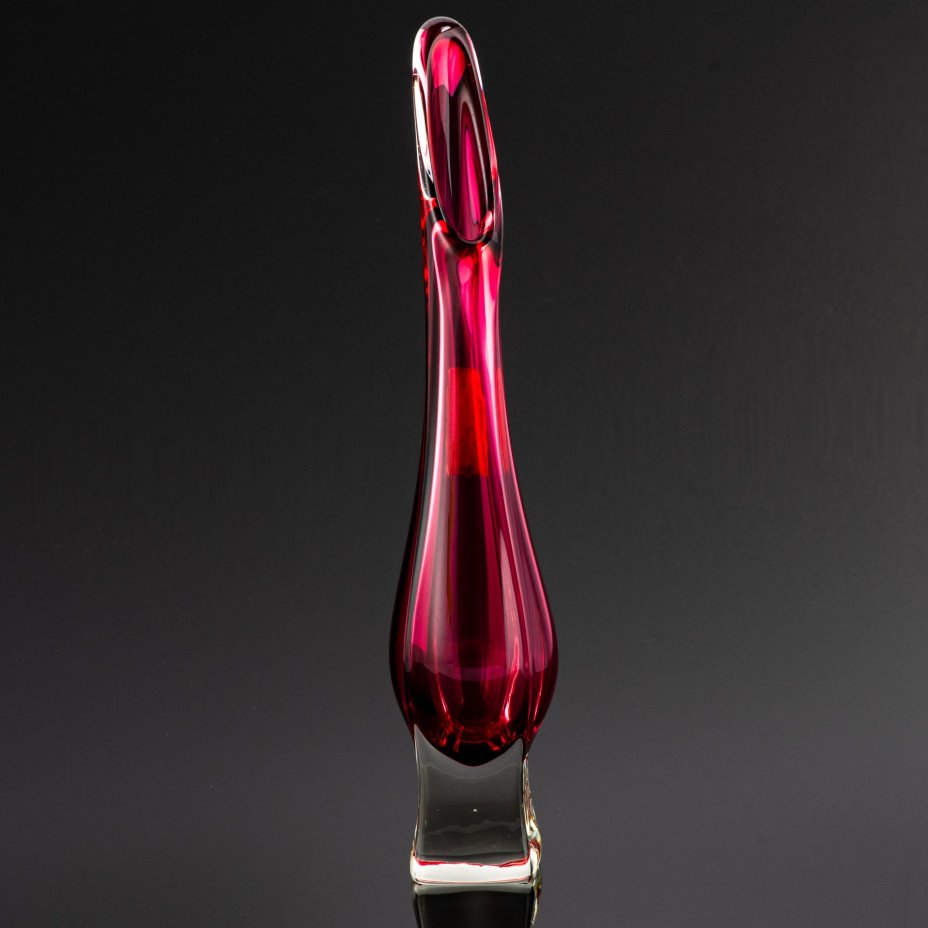 Ваза узкая, необычной формы Fratelli Toso (Murano), серия Chambord, стекло, Италия, 1960-1970 гг.