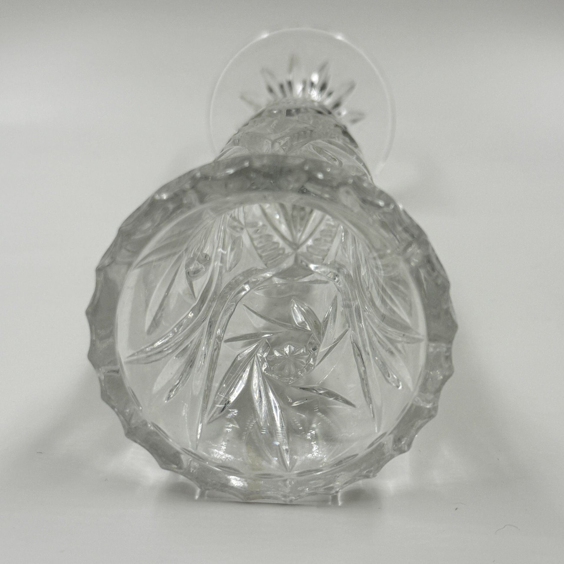 Ваза на ножке с рельефным декором, хрусталь, пресс, Bohemia Crystal (Bohemia Glass), Чехия, 2000-2010 гг.