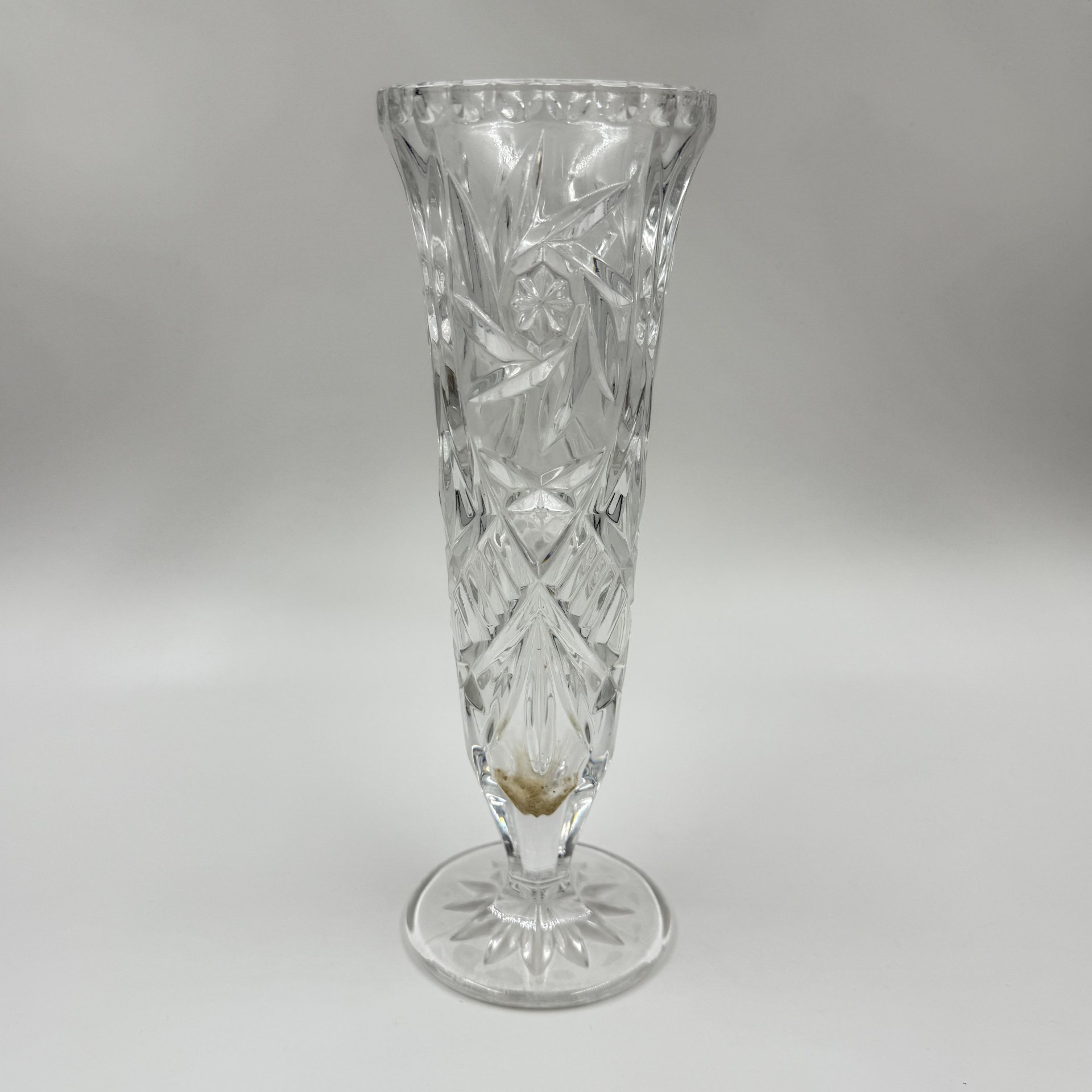 Ваза на ножке с рельефным декором, хрусталь, пресс, Bohemia Crystal (Bohemia Glass), Чехия, 2000-2010 гг.