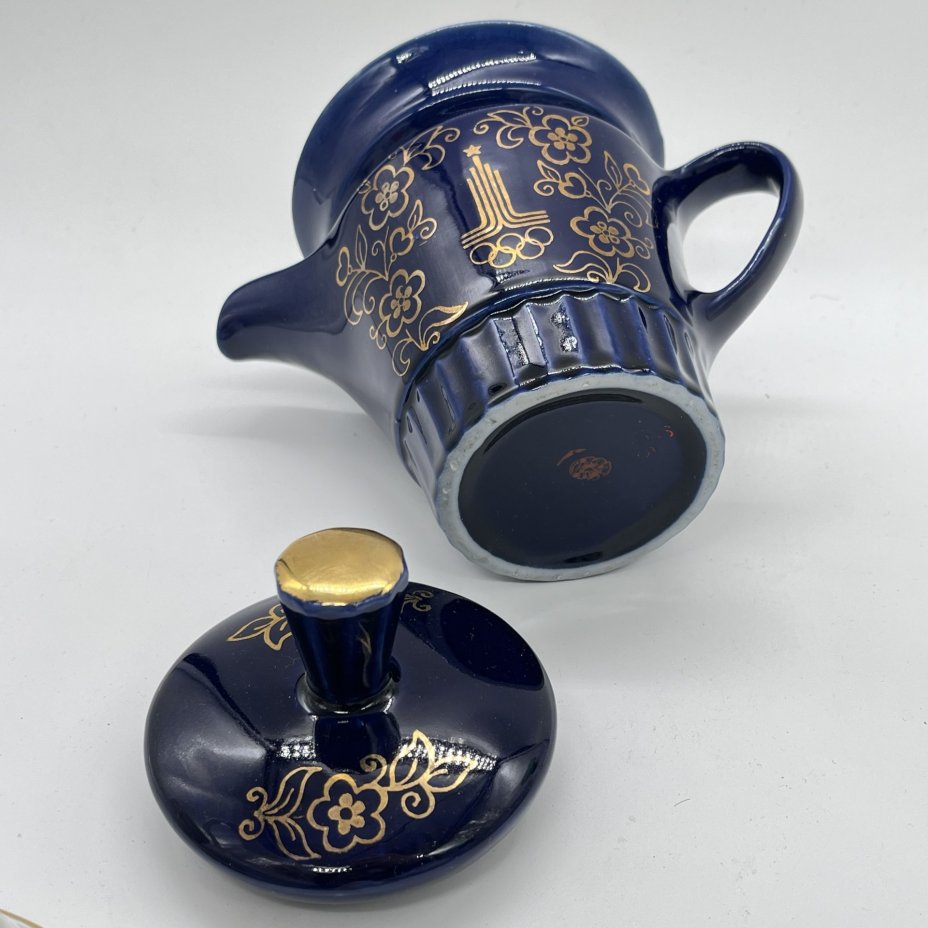 Чайник заварочный "Олимпиада 80", фарфор, кобальт, золочение, Бронницкий завод фарфоровых изделий «Возрождение», СССР, 1980 г.