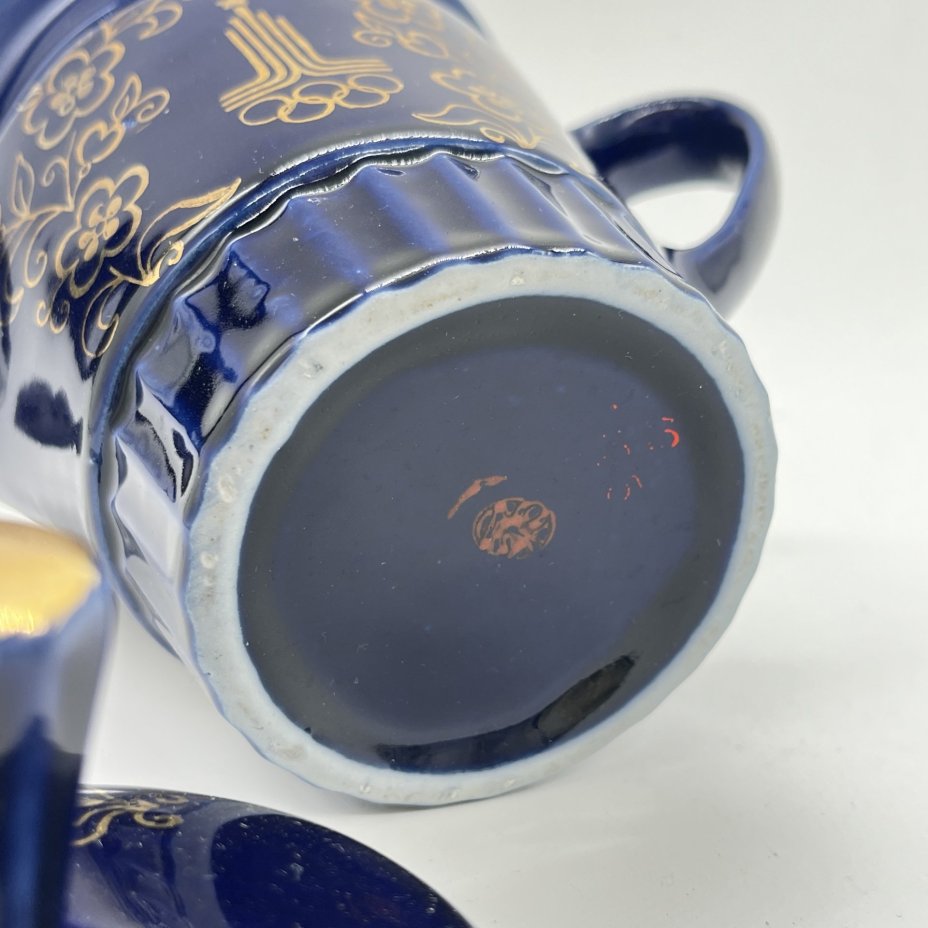 Чайник заварочный "Олимпиада 80", фарфор, кобальт, золочение, Бронницкий завод фарфоровых изделий «Возрождение», СССР, 1980 г.