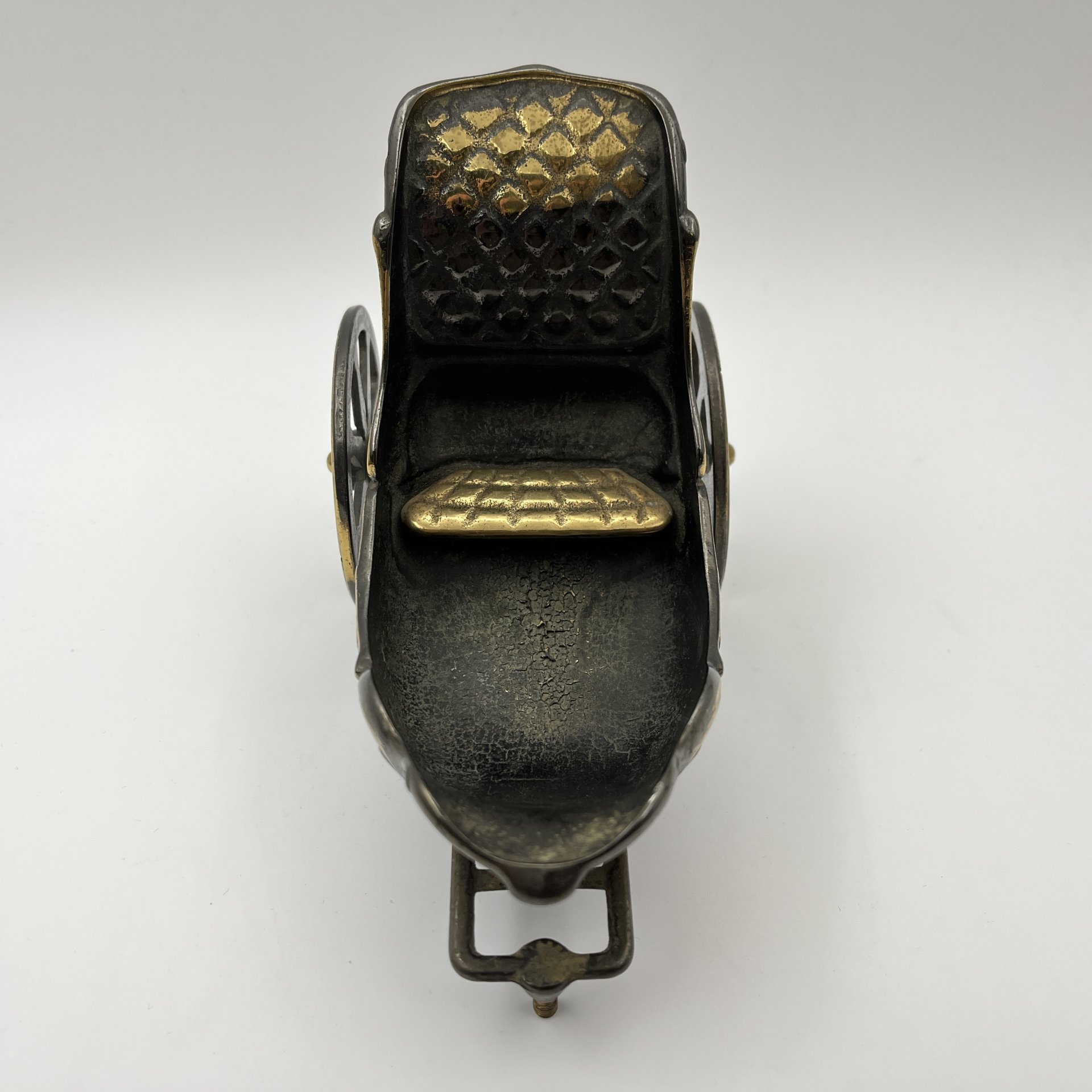 Статуэтка "Экипаж" ("Лошадь, запряженная повозкой"), металл, литье, формовка, бронзирование, Западная Европа, 1970-1990 гг.