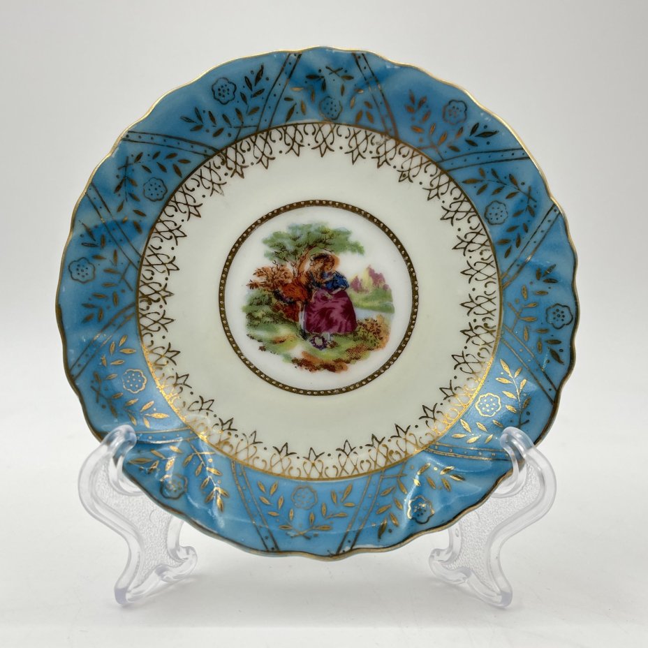 Пара кофейная, украшенная изображением галантной сценой