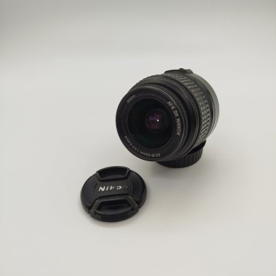 Фотообъектив Nikon AF-S DX 18-55mm f/3.5-5.6, металл, пластик, стекло, 2010-2015 гг.