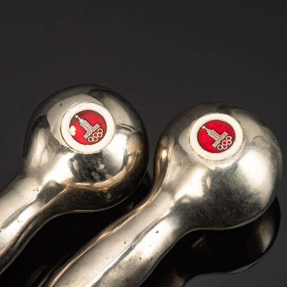 Гантели с символикой "Олимпиады-80", металл, полихромные эмали, СССР, 1980 г.