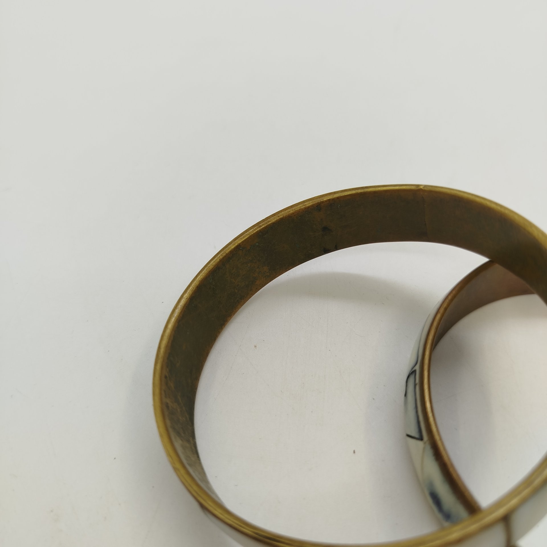 Набор из 2 браслетов