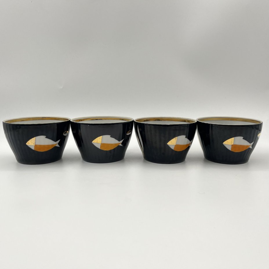 Набор из 4-х чайных пар из сервиза "Рыбки", фарфор, рытье, роспись, золочение, Дулевский фарфоровый завод (Дулёво), СССР, 1968-1991 гг.