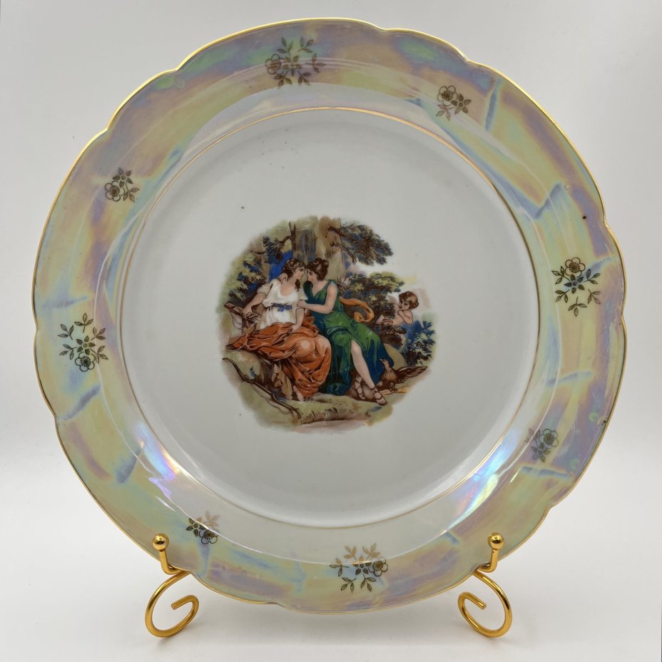 Блюдо "Мадонна", фарфор, деколь, люстр, золочение, Kahla, ГДР, 1967-1987 гг.