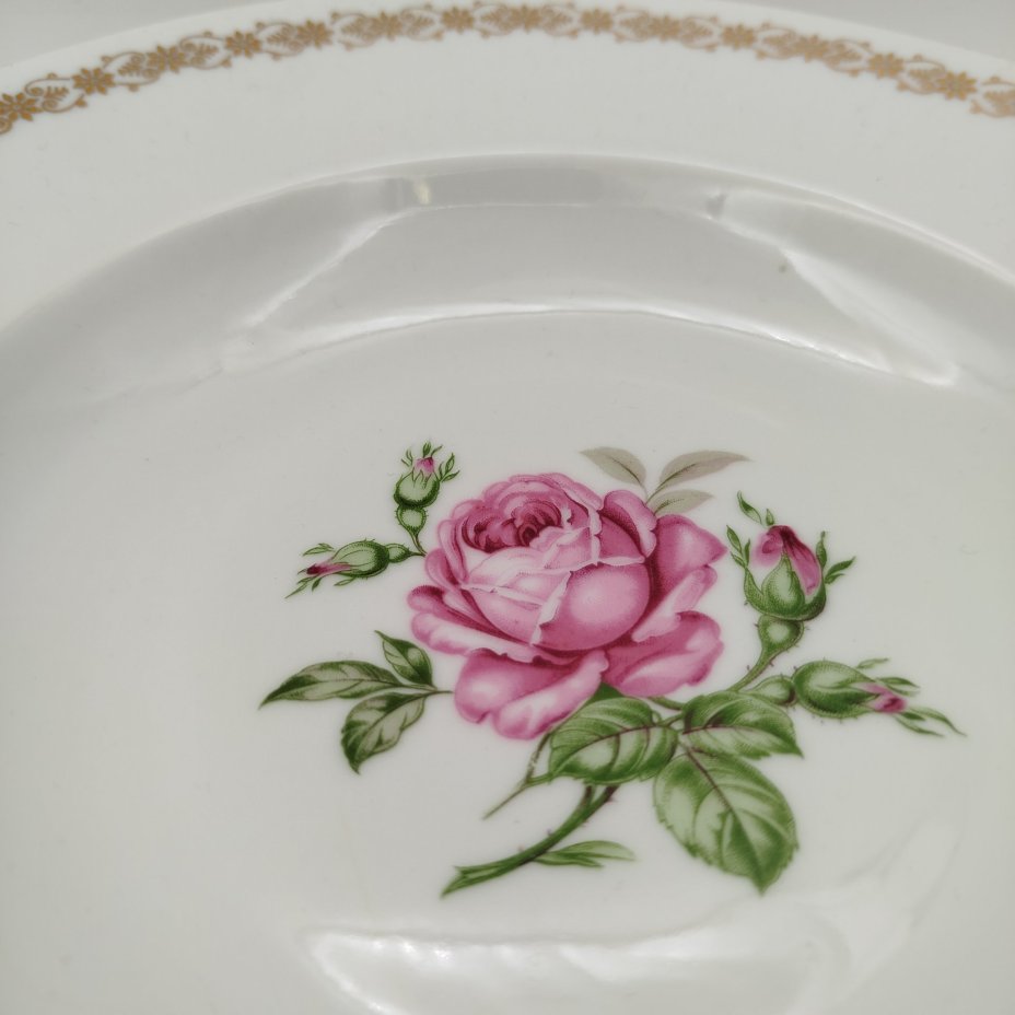 Набор из шести суповых тарелок с декором в виде роз, фарфор, деколь, золочение, Moritz Zdekauer (MZ), Чехословакия, 1960-1990 гг.