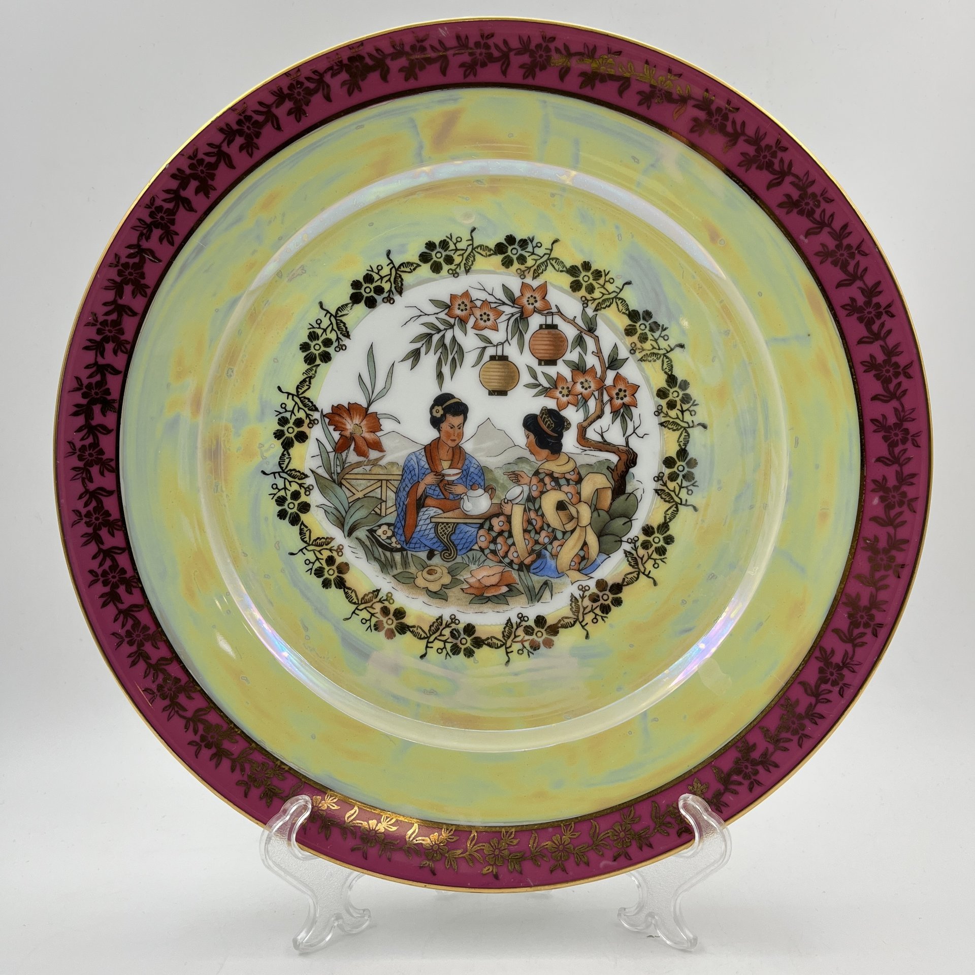 Блюдо "Гейши", фарфор, деколь, крытье, люстр, Spezial Eisenberg Porzellan (SEP), ГДР, 1973-1976 гг.