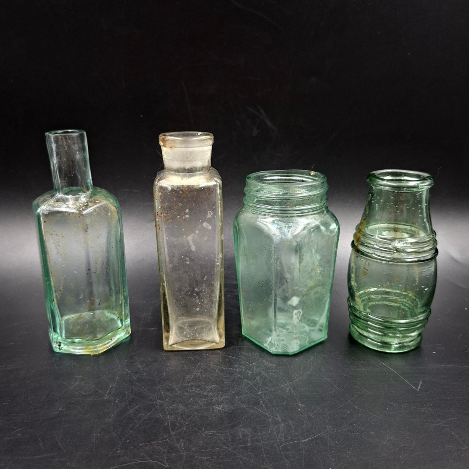 Набор из 4-х ёмкостей различных форм и размеров, стекло, Европа, 1900-1940 гг.
