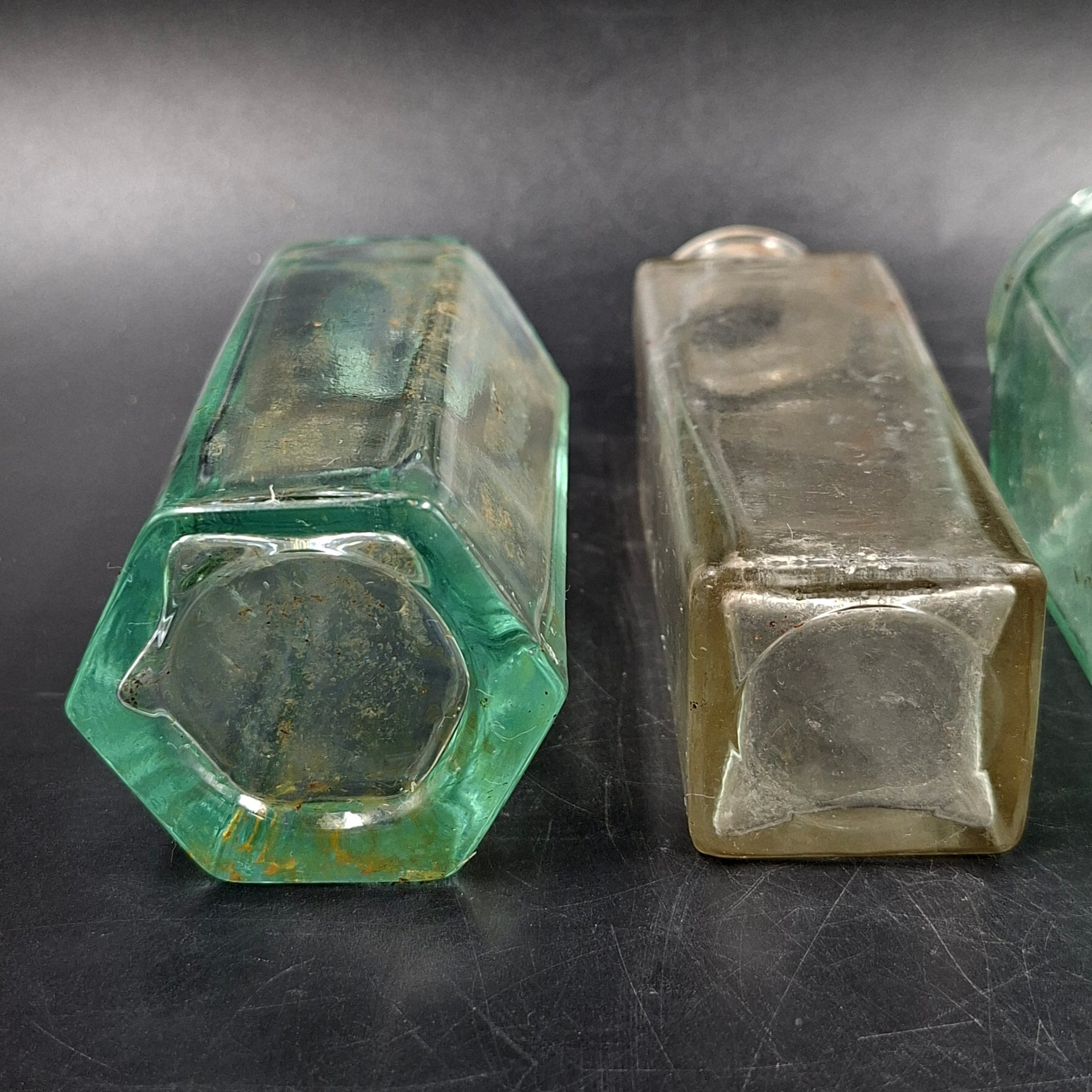 Набор из 4-х ёмкостей различных форм и размеров, стекло, Европа, 1900-1940 гг.