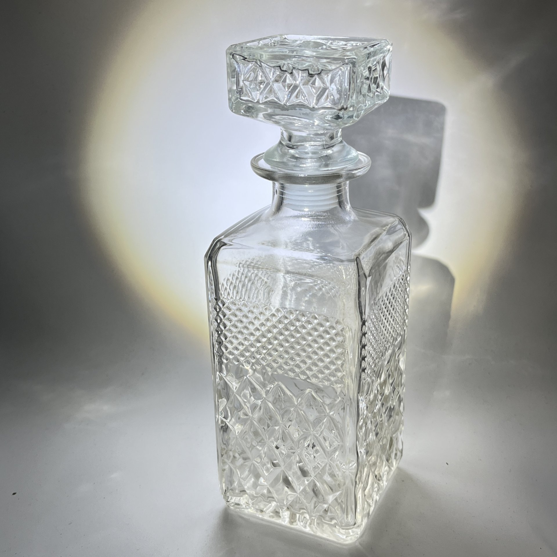 Графин с геометрическим декором, стекло, пресс, СССР, 1970-1990 гг.