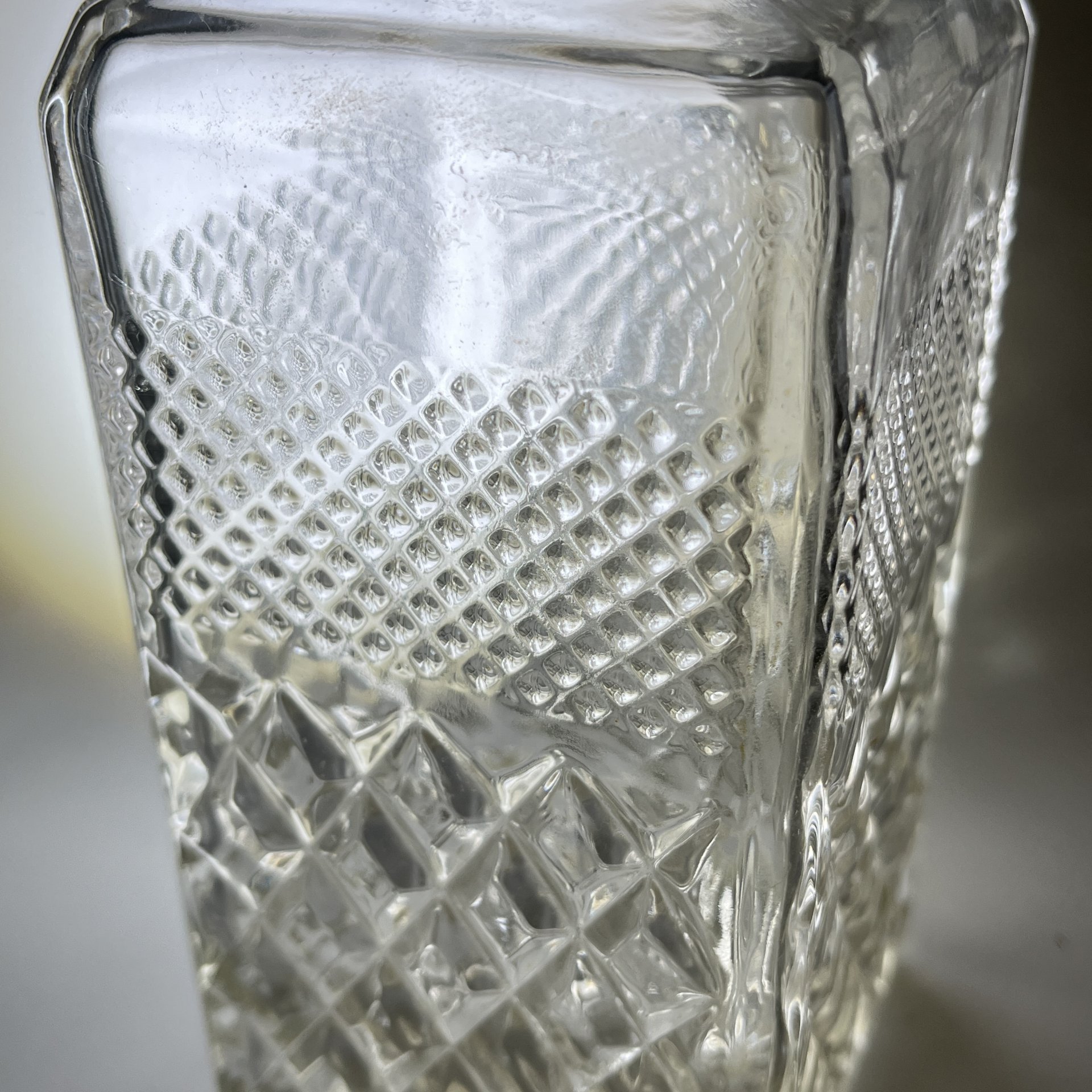 Графин с геометрическим декором, стекло, пресс, СССР, 1970-1990 гг.