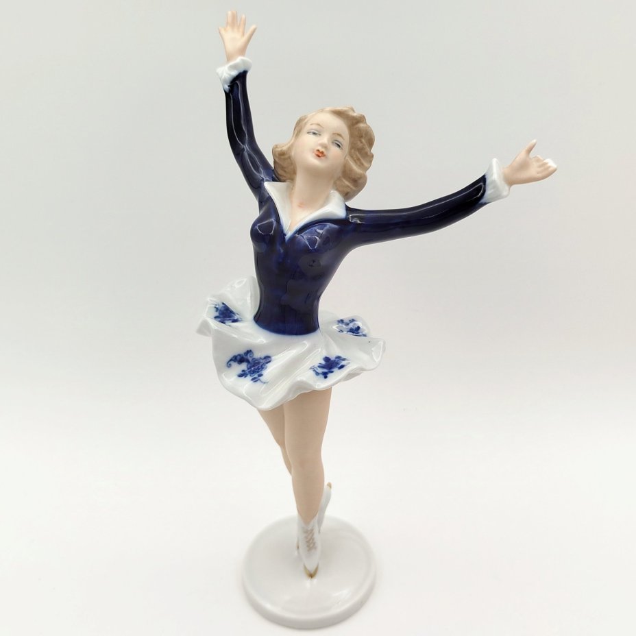 Статуэтка "Фигуристка", фарфор, роспись, золочение, Wallendorf, Германия, 1963-1990 гг., Wallendorf