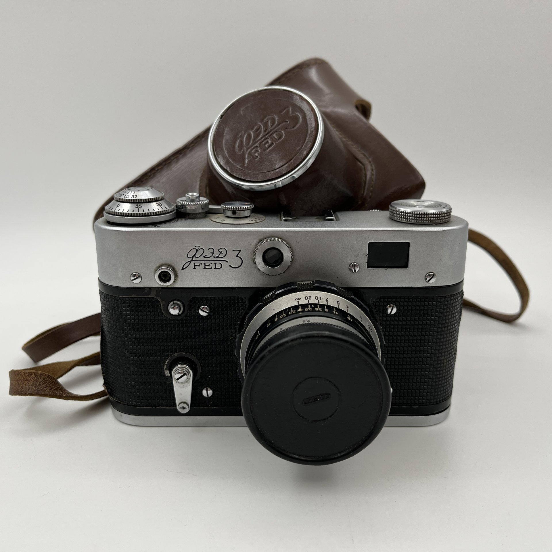 Фотоаппарат "ФЭД-3" с объективом "Индустар-61 Л/Д" в кофре, металл, пластик, стекло, кожа, Харьковский машиностроительный завод им. Дзержинского (ФЭД), СССР, 1961-1979 гг.