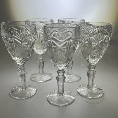 Набор из 5 бокалов с геометрическим декором, хрусталь, пресс, СССР, 1970-1990 гг.