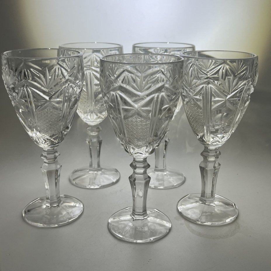 Набор из 5 бокалов с геометрическим декором, хрусталь, пресс, СССР, 1970-1990 гг.