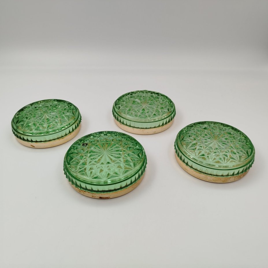 Набор из 4-х розеток зеленого оттенка, Завод металлических столовых приборов Металлотреста ГУМП Ленгорисполкома