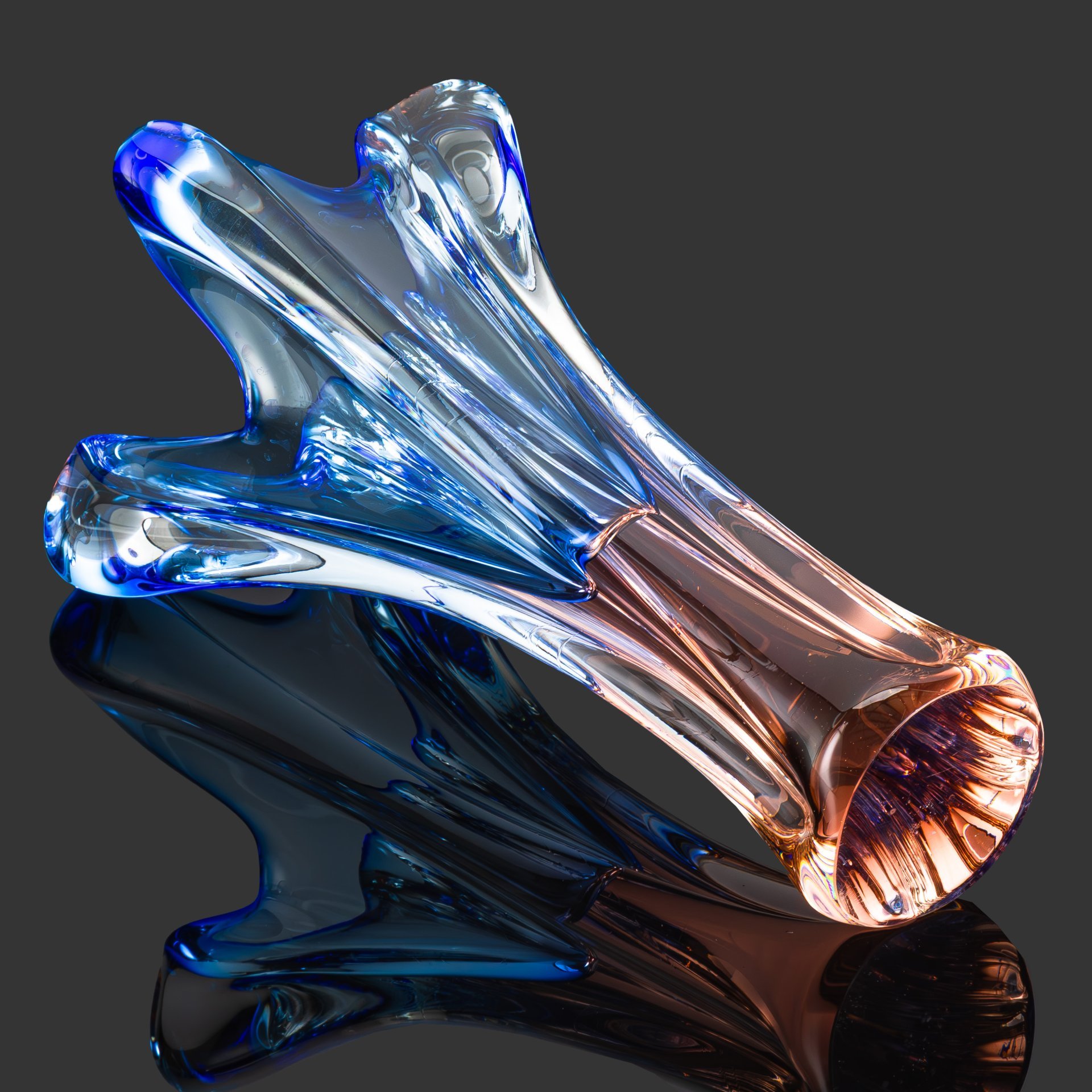 Ваза в сине-карамельной гамме, дизайнер Йозеф Господка (Josef Hospodka)