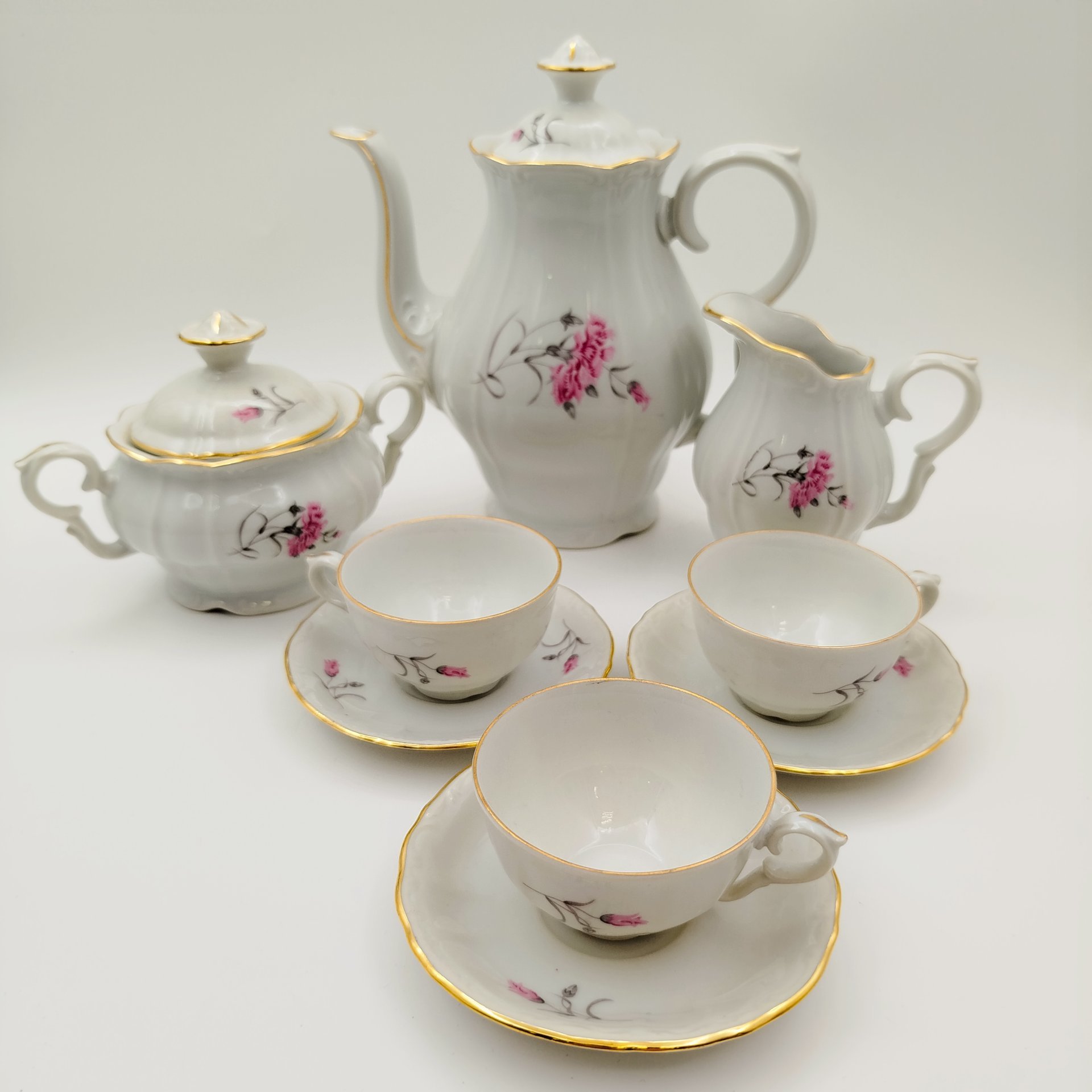 Сервиз кофейный с цветочным декором на 3 персон (9 предметов), фарфор, деколь, золочение, Moritz Zdekauer (MZ), Чехословакия, 1970-1980 гг.