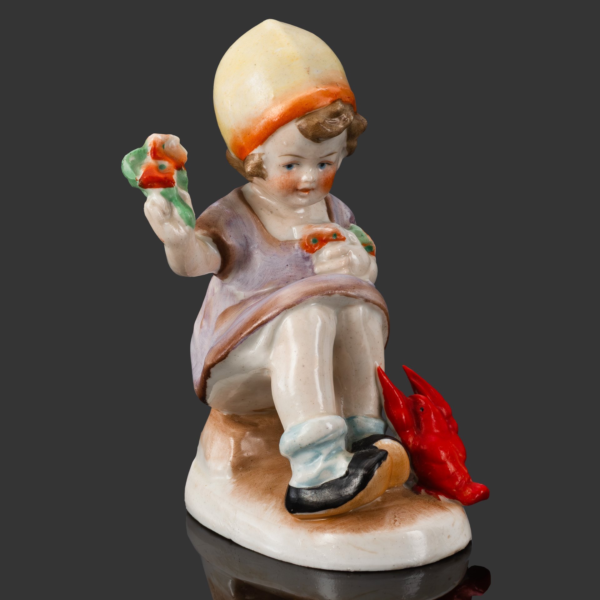 Статуэтка "Девочка и рак", фарфор, роспись, Германия, 1950-1970 гг.