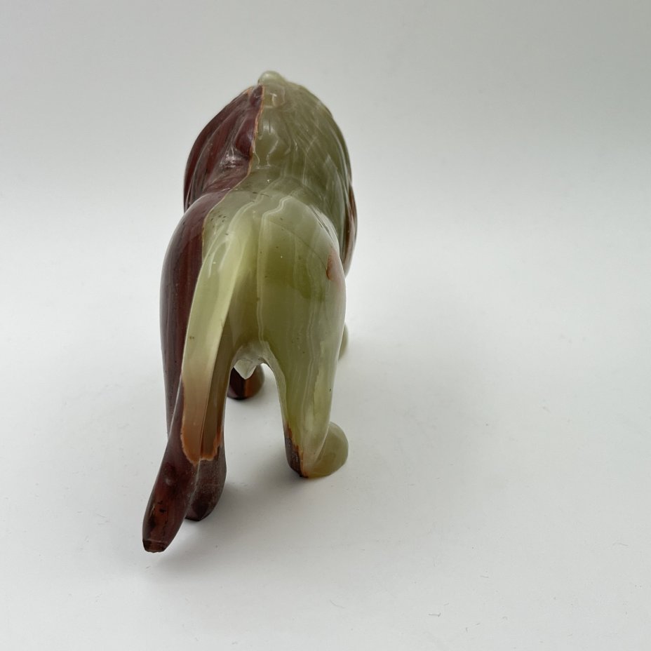 Статуэтка "Лев", натуральный камень (оникс), резьба