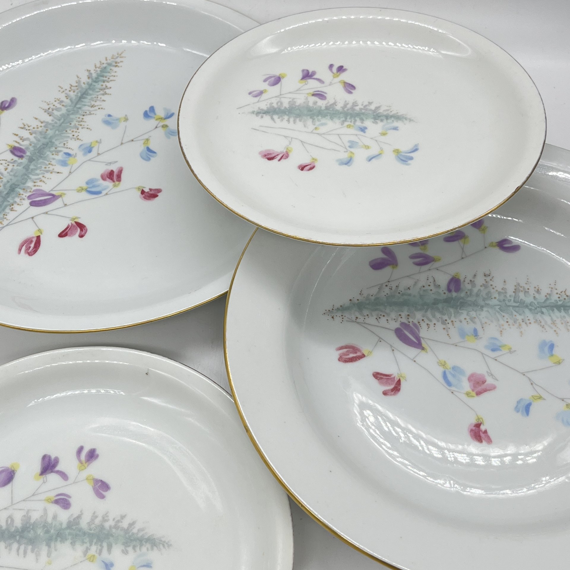 Набор из 2 обеденных и 2 десертных тарелок с цветочным декором, Porzellanwerke Könitz (OPK), фарфор, золочение, деколь, ГДР, 1954-1962 гг.