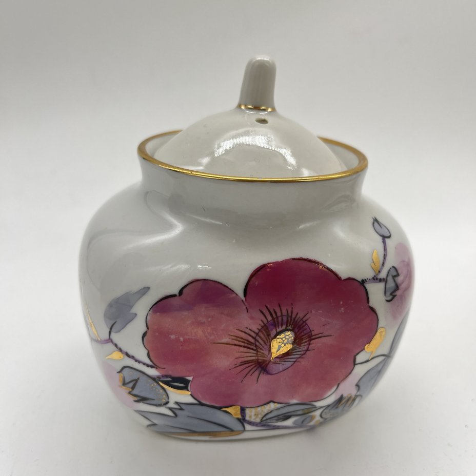 Чайница с расписным цветочным декором, фарфор, роспись, золочение, Ленинградский фарфоровый завод (ЛФЗ), СССР, 1960-1980 гг.