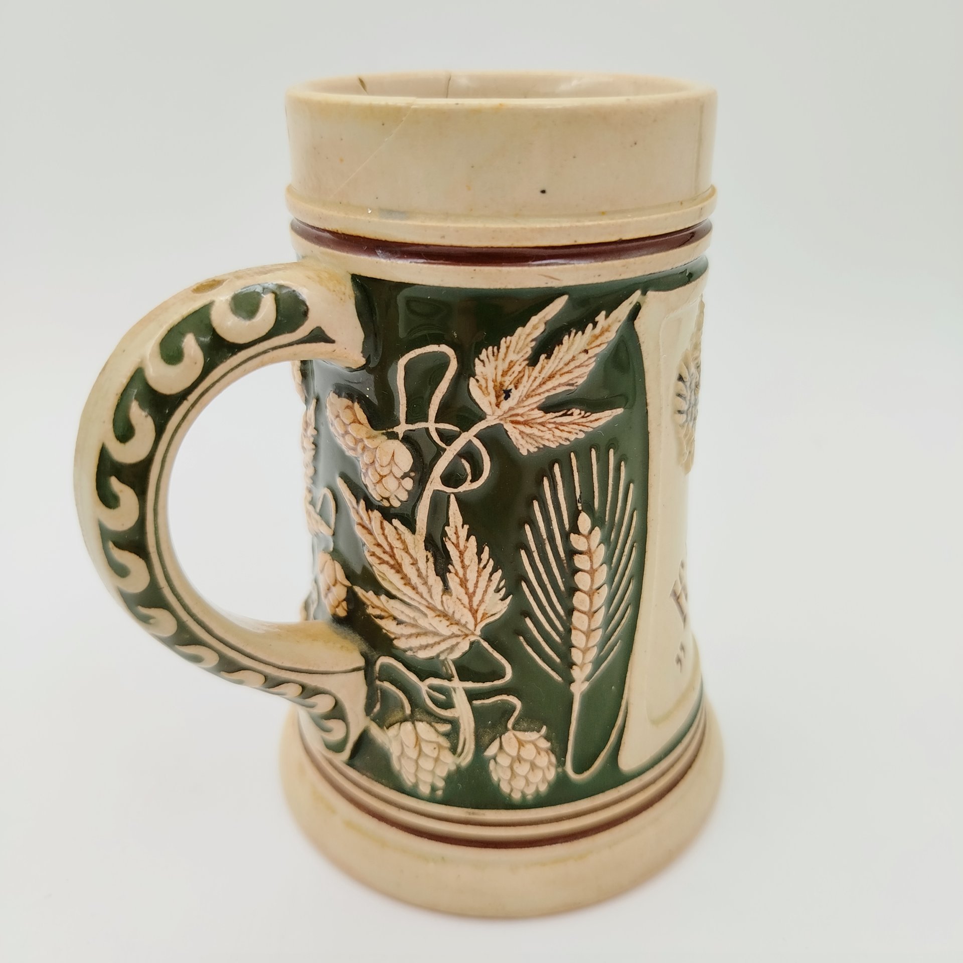 Кружка пивная рекламная Пивомедоваренного товарищества Поставщика Его Императорского Величества "Калинкинъ", керамика, Российская империя, 1900-1915 гг.