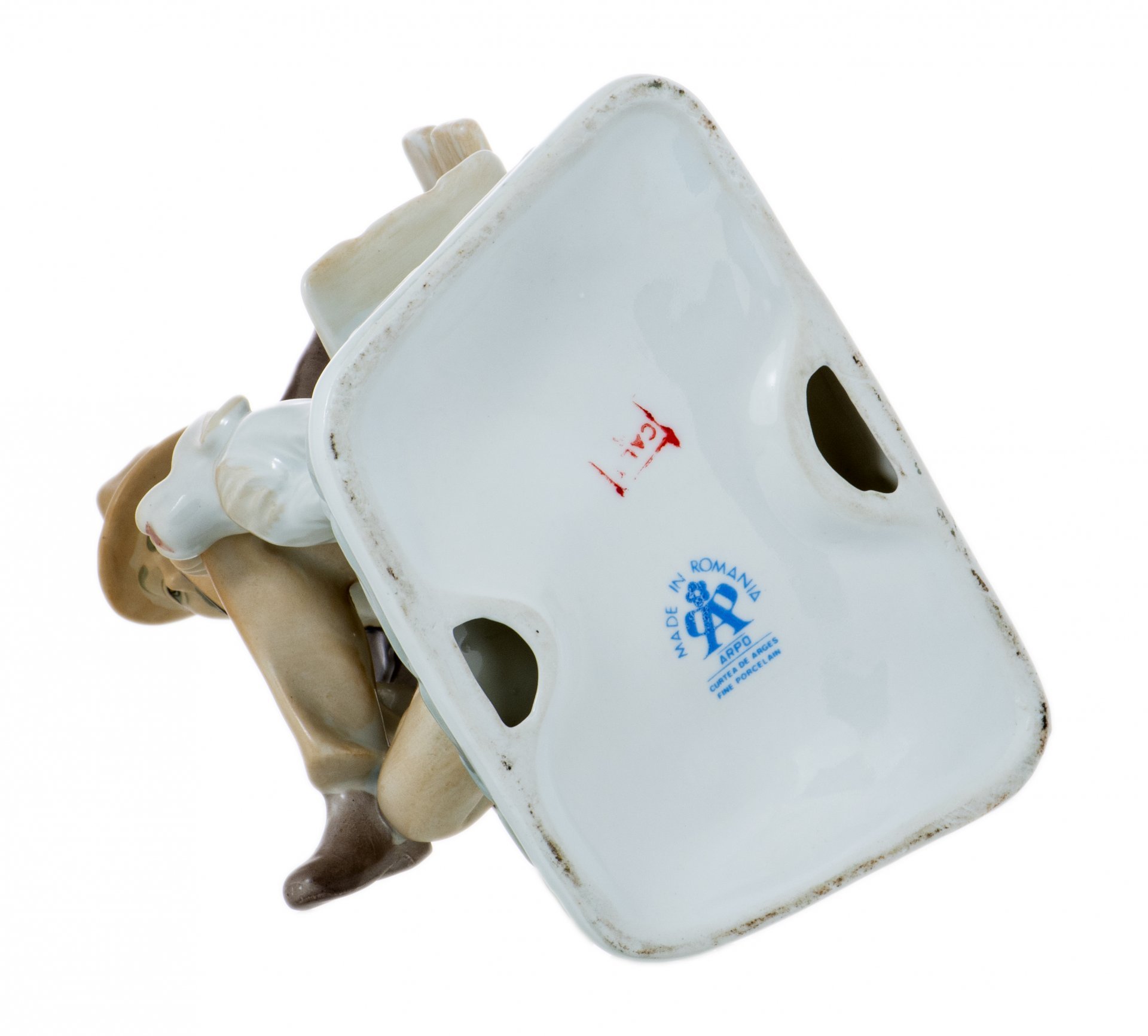 Статуэтка "Скрипач", фарфор, мануфактура "Arpo", Румыния, 1970-2000 гг.