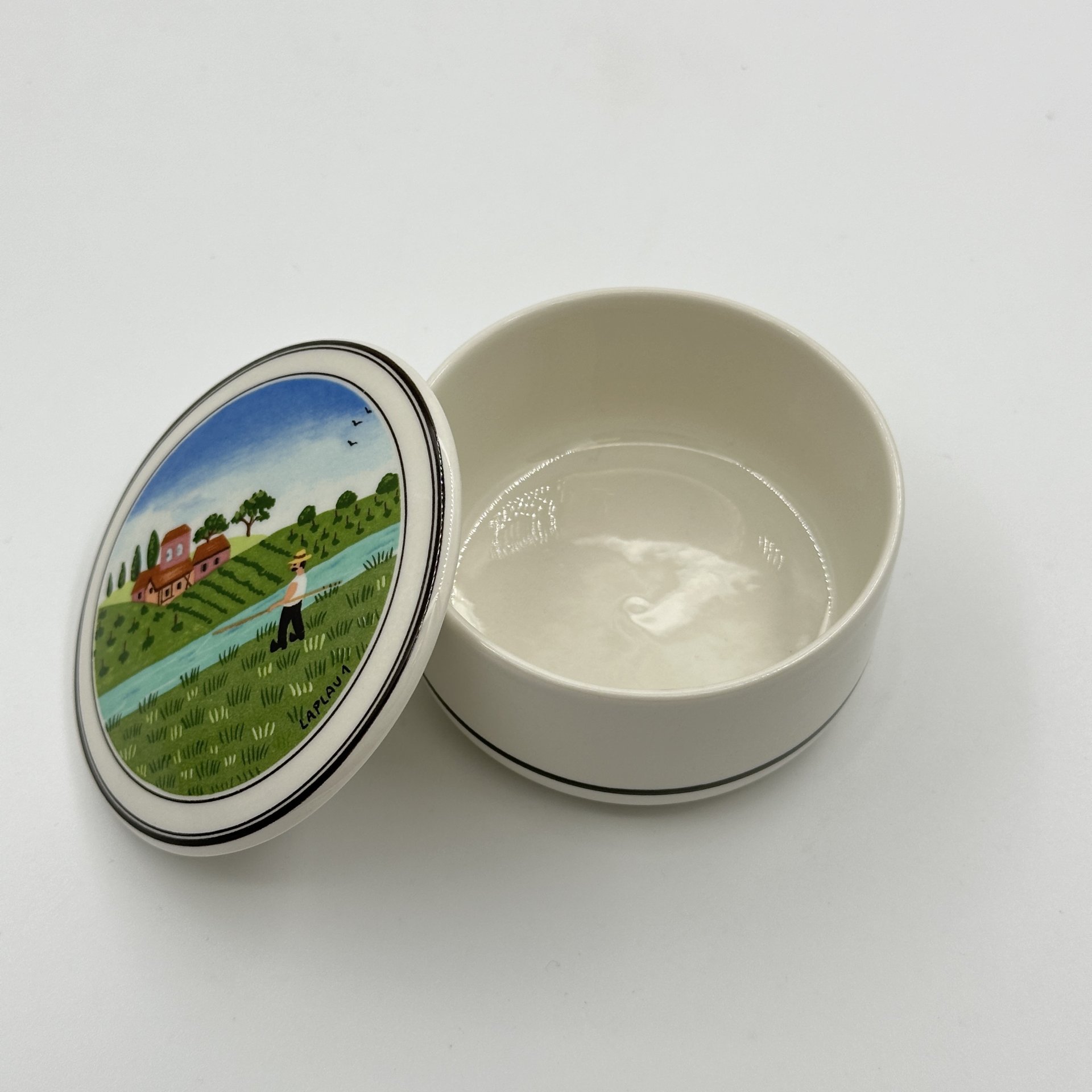 Шкатулка (бонбоньерка) c наивным сельским пейзажем , коллекция Design Naif, фарфор, деколь, Villeroy & Boch, Люксембург, 1980-1990 гг., Villeroy & Boch