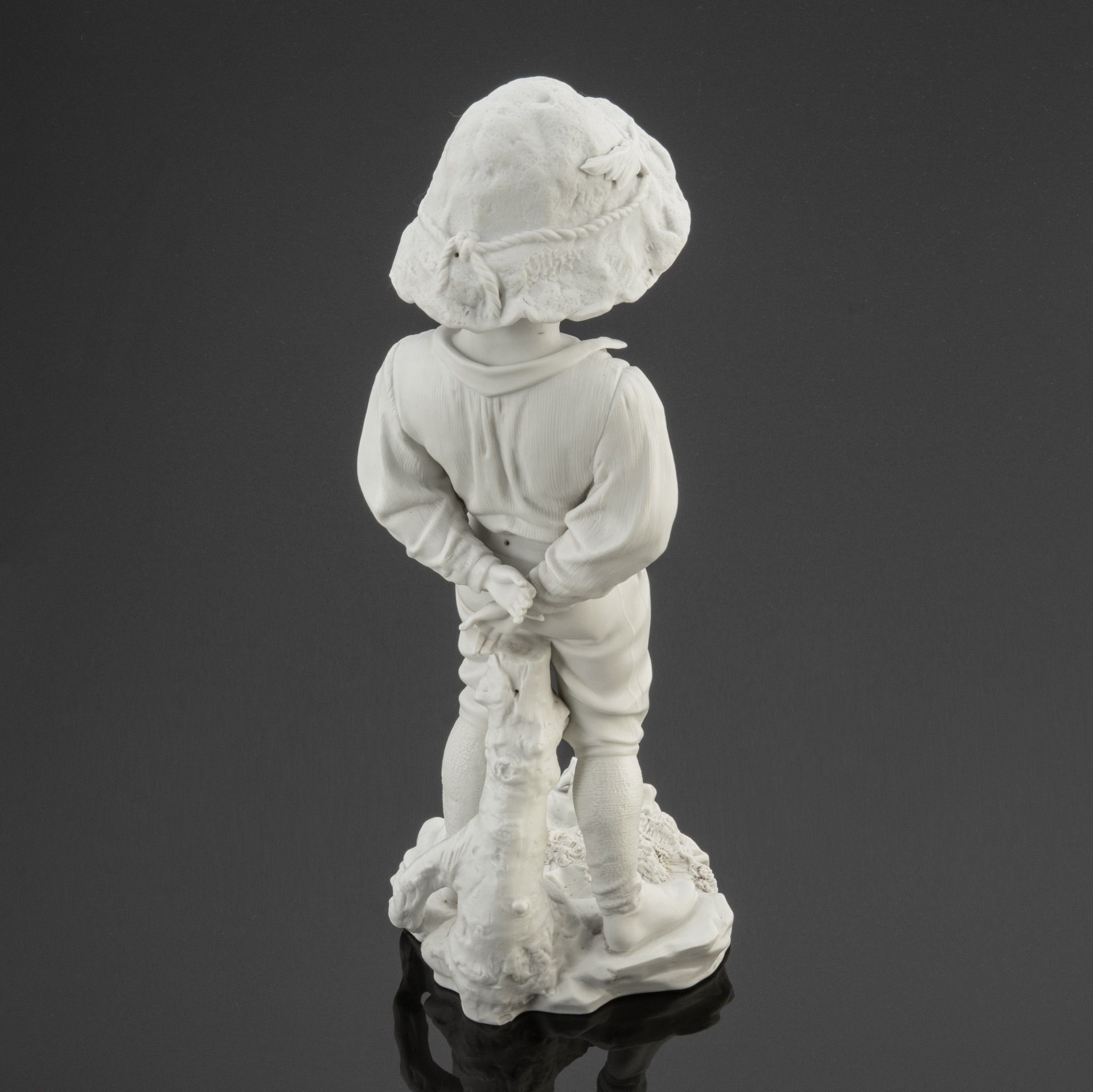 Статуэтка "Мальчик в шляпе", Volkstedt Porcelain porcelain factory - Richard Eckert & Co