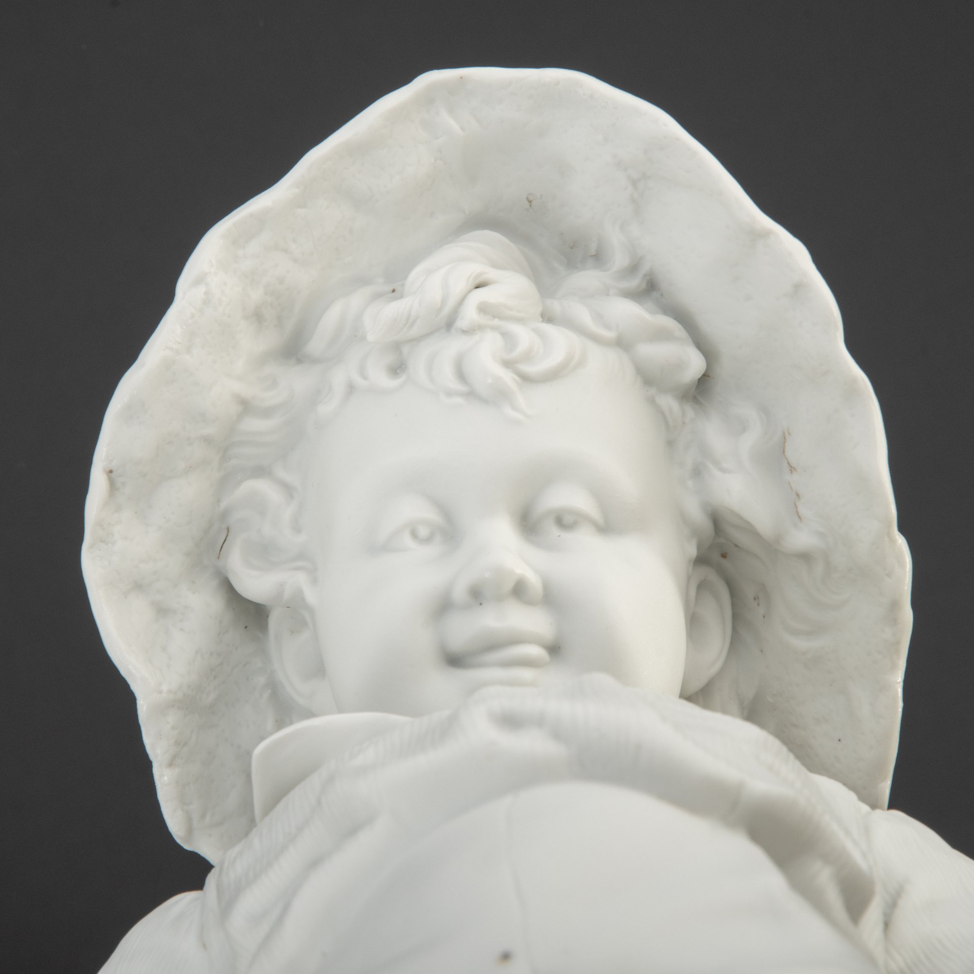 Статуэтка "Мальчик в шляпе", Volkstedt Porcelain porcelain factory - Richard Eckert & Co