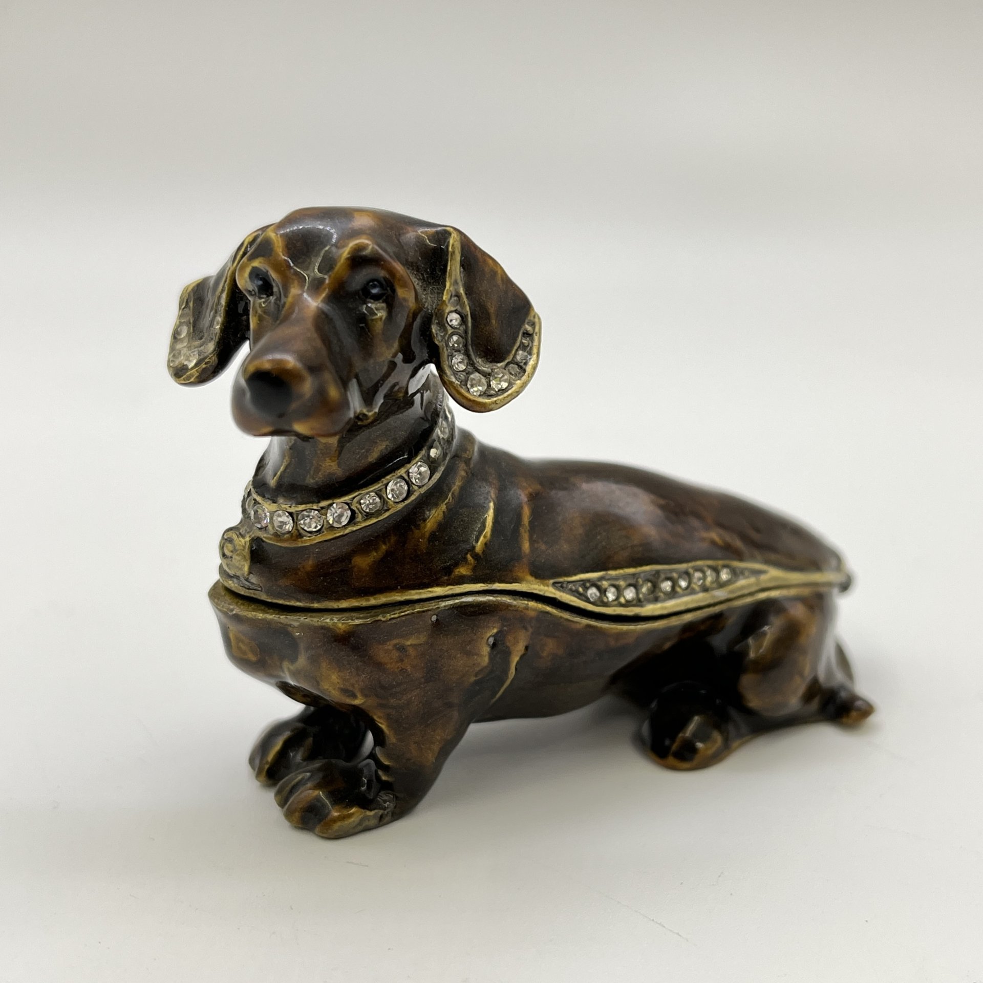 Статуэтка (шкатулка) "Такса", сплав металлов, стразы, Европа, 2000-2010 гг.